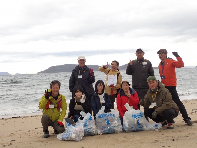 海ごみリーダーと浦生海岸クリーンアップ！